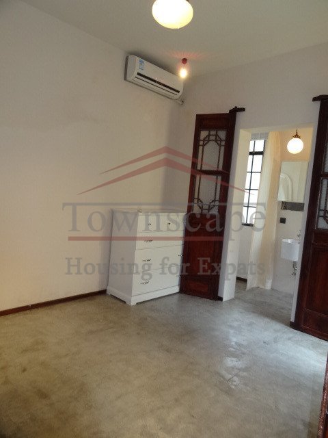 real estate shanghai rental Renovated lane house with terrace in French Concession