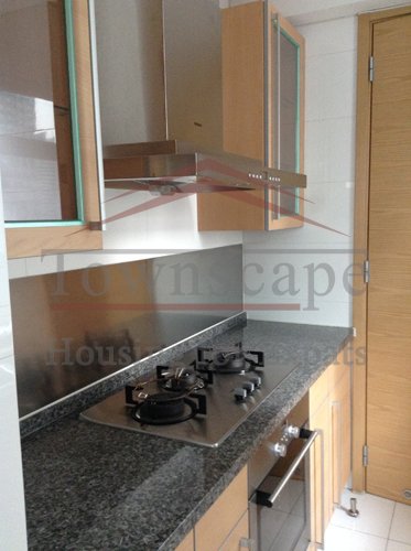 nanjing west road apartment Modern and renovated Crystal Pavilion apartment with balcony near nanjing west road