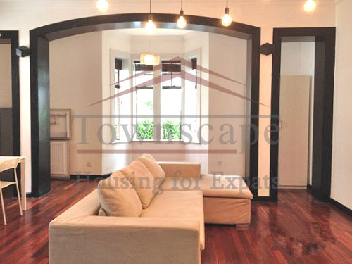 cosy apartment rentals in shanghai Wall heated apartment with garden near Middle Huaihai road
