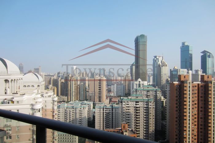 Shanghai apartments Perfect 2BR apartment 2 mins from West Nanjing road line 2