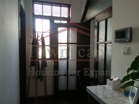  Amazing Central 2BR Lane House near Line 1/10 South Shanxi rd
