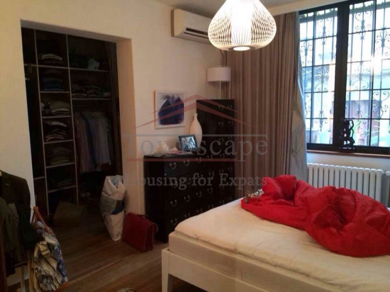 rent a house in Shanghai Brilliant 3 BR Lane house w/ Wall heating&Garden L10&11