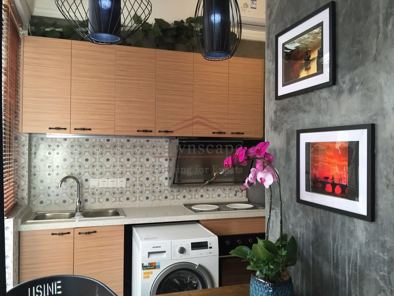 French Concession Exclusive 1 BR Apartment with garden in French Concession