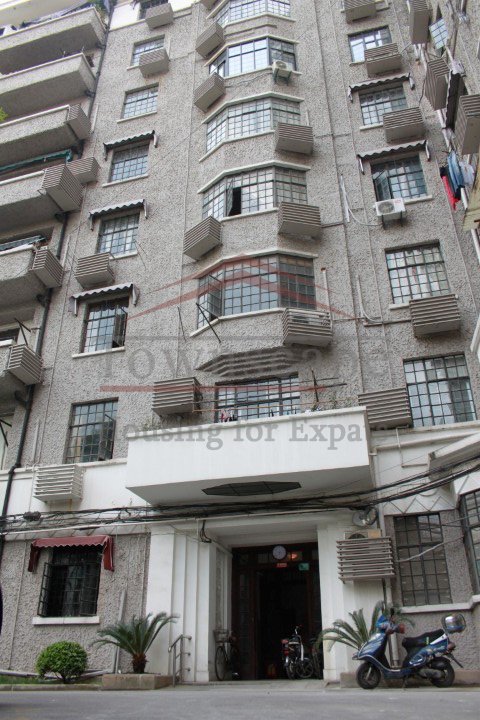 french concession shanghai Brilliant renovated 3 BR Apt with great terrace Changshu Rd 1&7