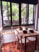  Renovated, sunny studio apartment near Tianzifang