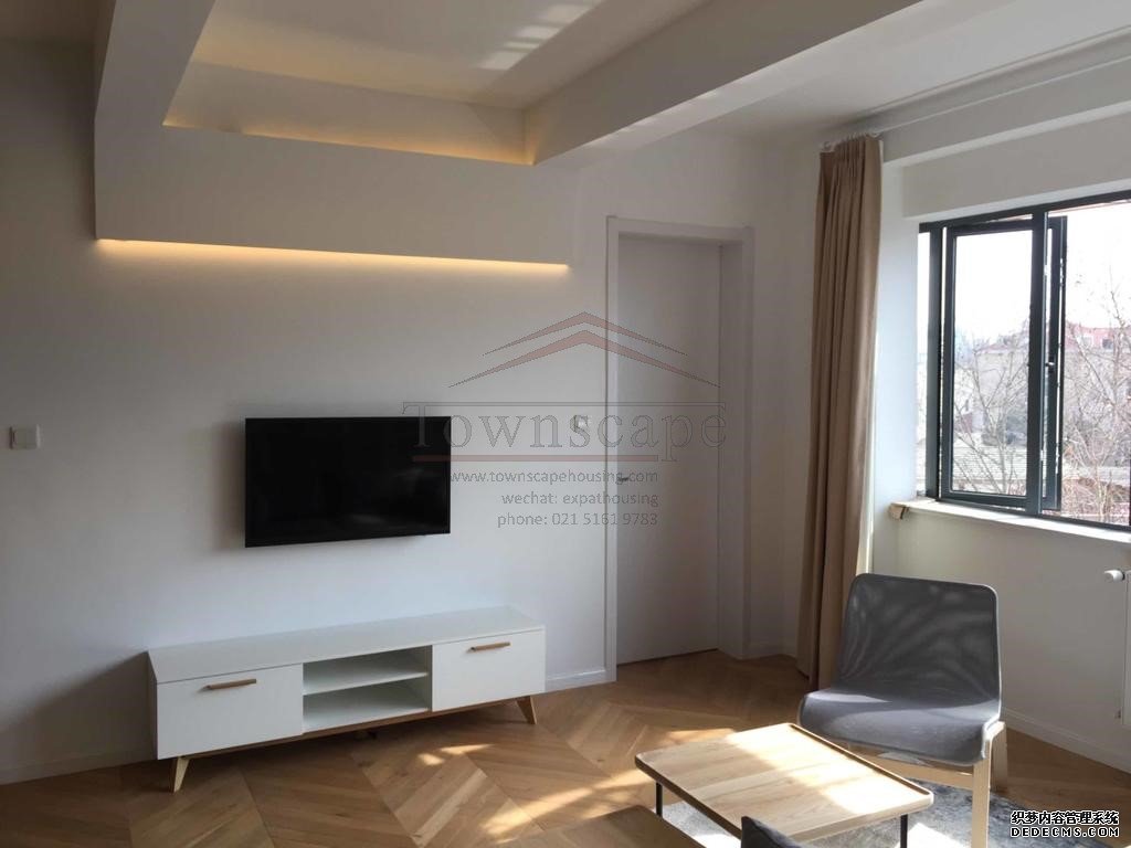  Well Designed 2BR Apartment for rent near Shanghai Library