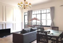  Gorgeous 2BR Apartment in Quiet Street of FFC