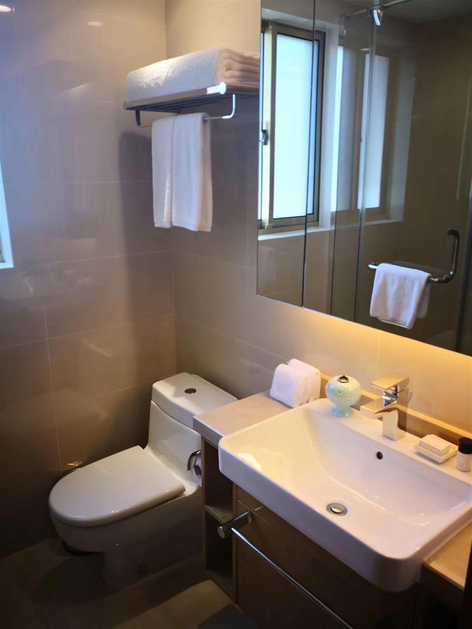 clean bathroom High-End Gubei Service Apartments Available in Shanghai