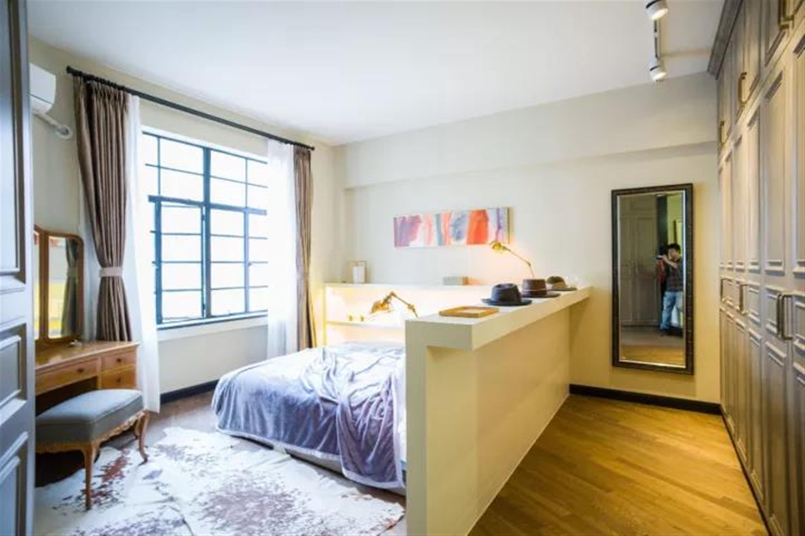 big bed Historic High-Quality 4BR Lane House Apartment nr LN 2/12/13 for Rent in Shanghai