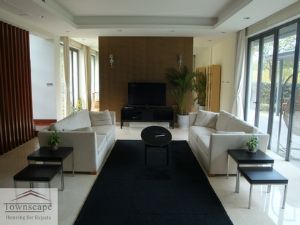 Villa Riviera, 5br, 550m2, fully floor heated in Qingpu