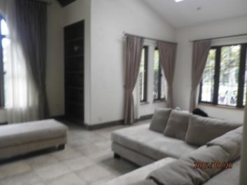 picture 1 Villa with Terrace and Large Garden for Rent in Rancho Santa