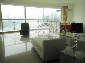 Shimao Riviera Apartment 280sqm 4bdr 50thfloor in Pudong