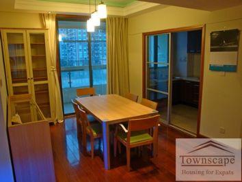 picture 2 Great 3bedroom next to West Nanjing Road.