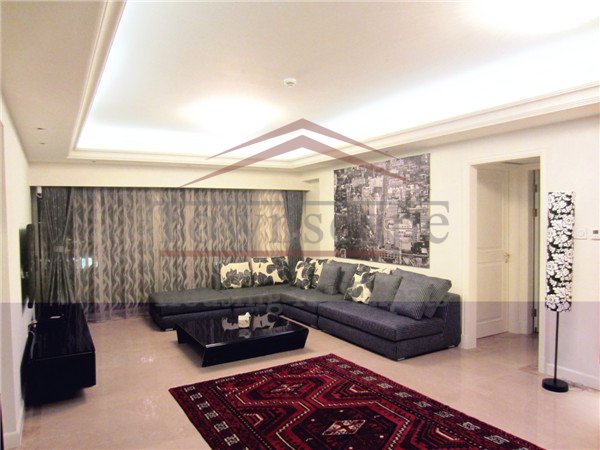 Huge 3BR in City Apartment in French Concession