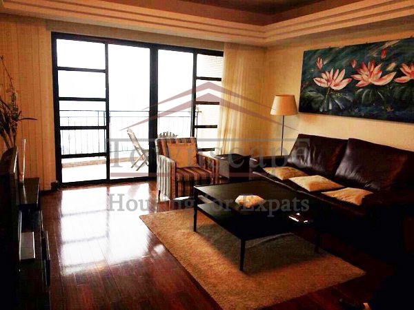Yanlord Garden apartment for rent on Pudong