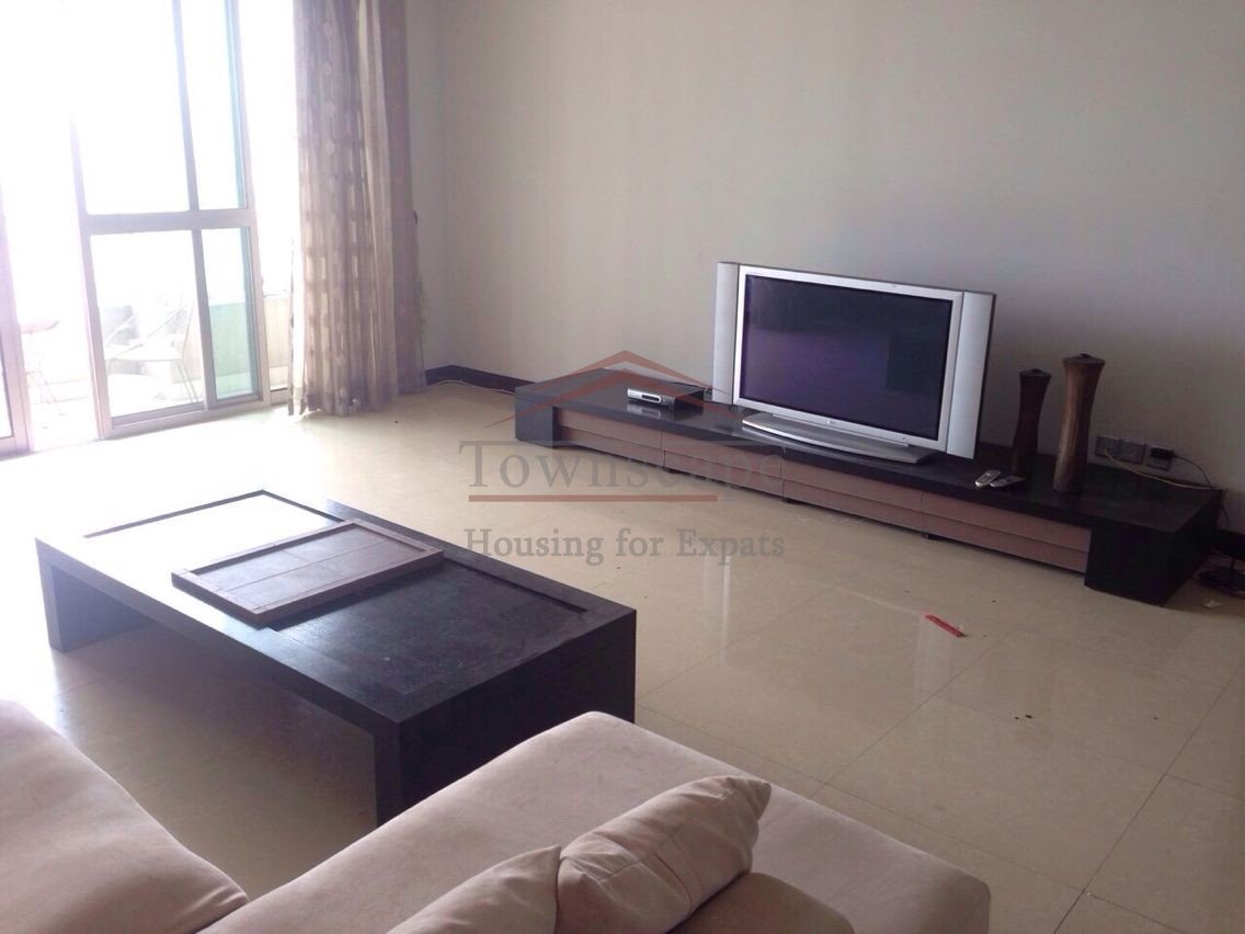 Modern 3 bedroom apartment Pudong Shimao complex