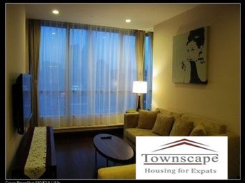 Spacious serviced apartment in river house residential