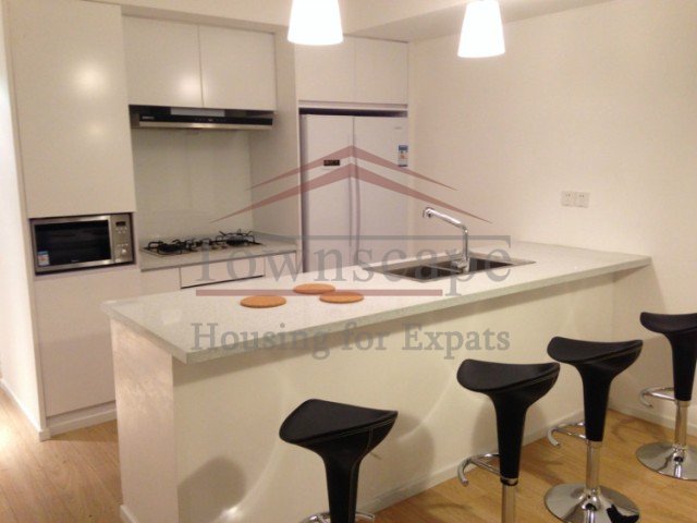 Prestigious apartment with private terrace in Jing'an Distric
