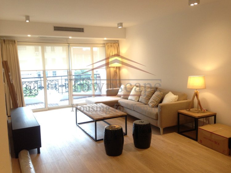 Modern 3BR apartment in french concession with Wall heating s