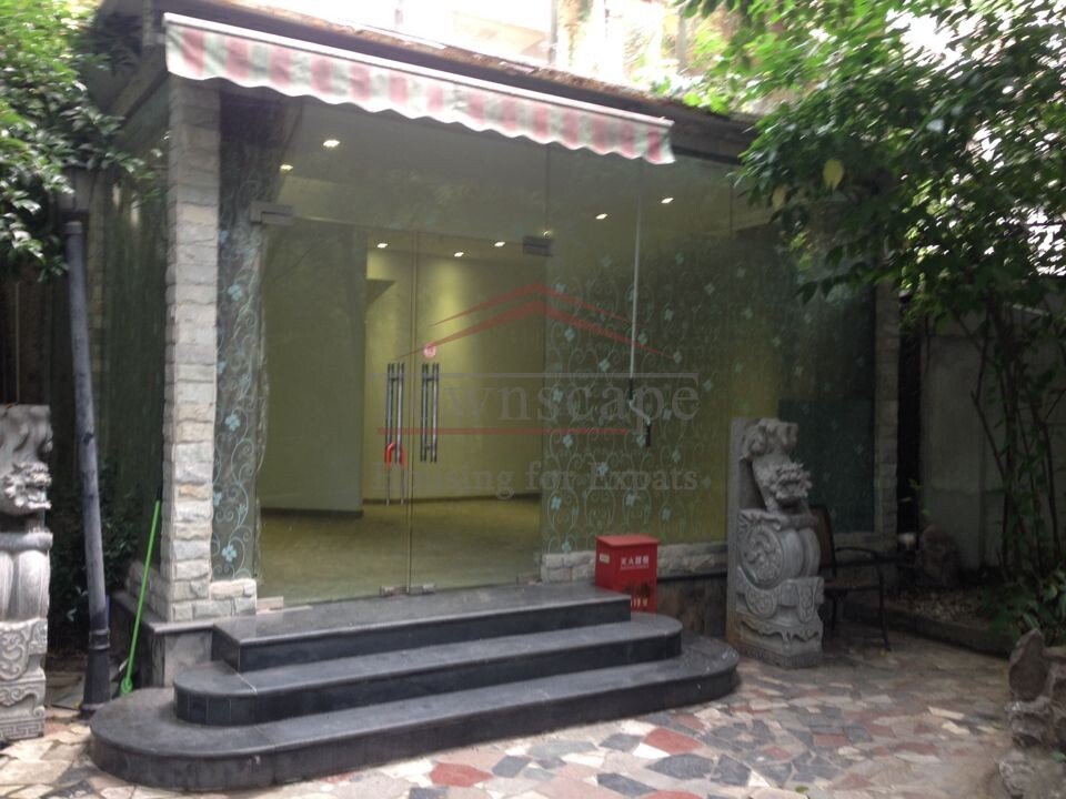 spacious 500sqm residence with garden for rent Jing'an temple