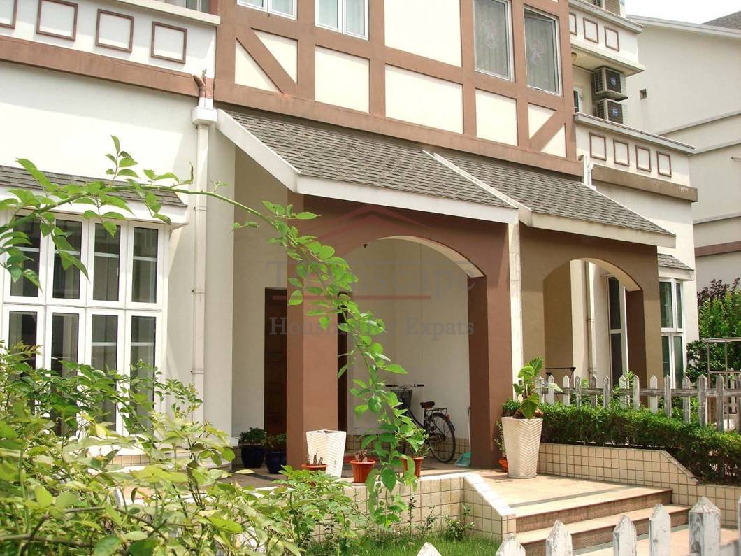 Large Villa close to Hongqiao airport