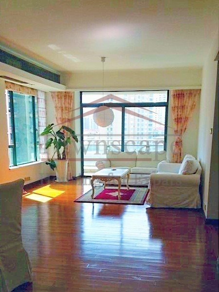 Modern 3br Apartment in Oriental Manhattan compound Xujiahui