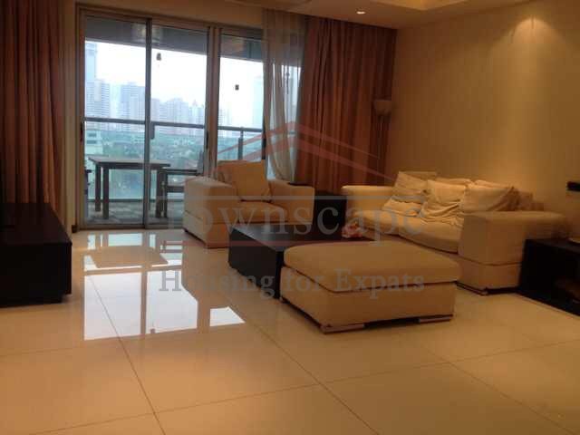 Large Family apartment near West Nanjing Road