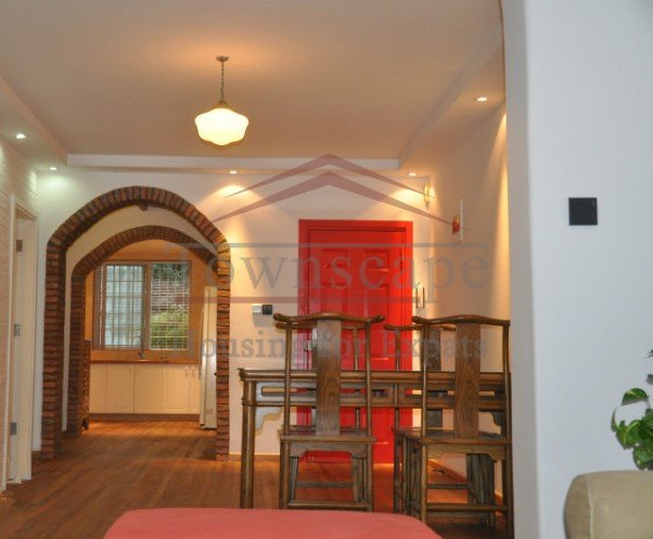 Excellently refurbished 3 br apartment in Xuhui