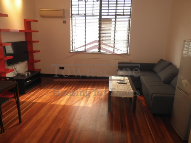 Cosy single bedroom lane house on Huaihai road