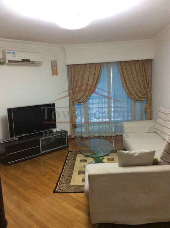 Pleasant 3br apartment in quiet neighbourhood