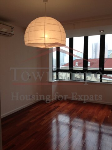 Gorgeous 3 BR Lane House beside line 1 Hengshan station