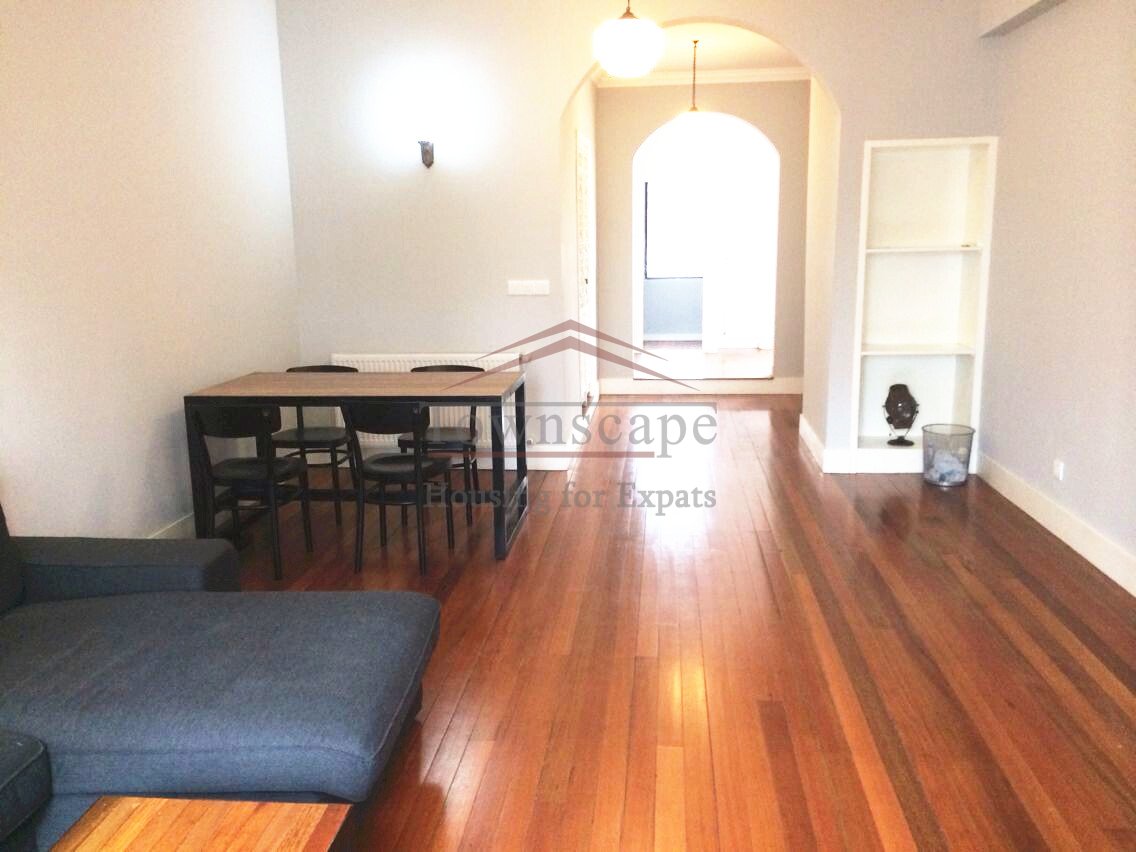 Bright and beautiful 3 bed Lane house in Jing An area line 7/