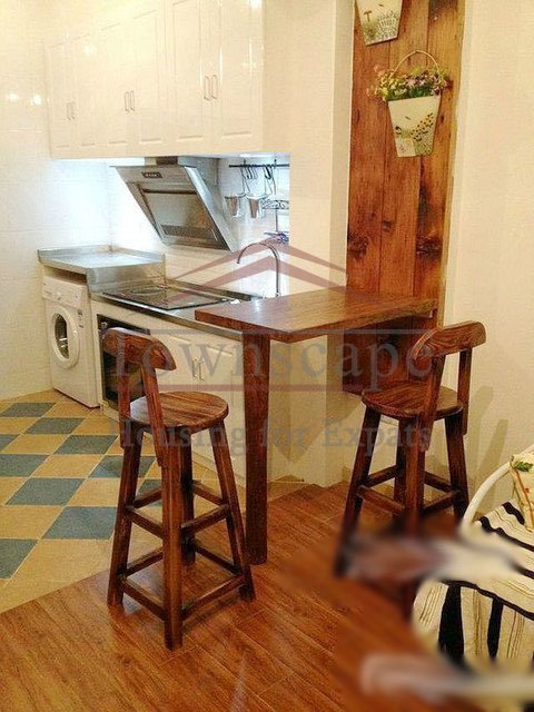Chic 1 Br Lane House apartment on Yongjia rd. Line 1/9