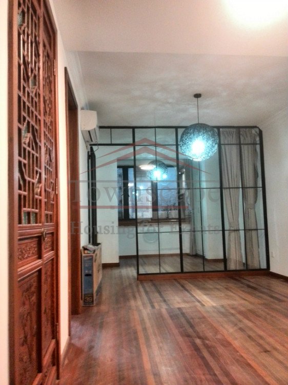Renovated 2 BR House for rent in Central Shanghai Changshu L1