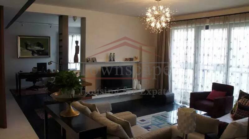 Fantastic 4 bedroom Apartment in Central Shanghai