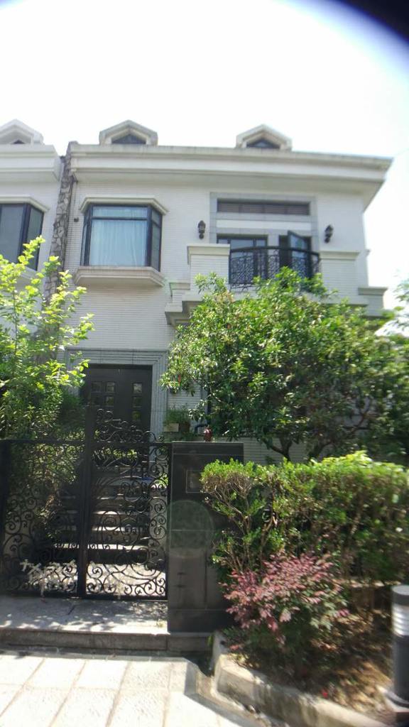 Very nice estate 4 BR Hongqiao Shanghai