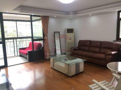 Spacious 2br apartment near Zhongshan Park