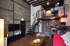 Stylish Loft Apartment with Patio in French Concession