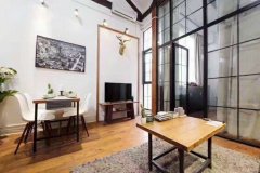 Beautiful 2BR Loft Apartment near West Nanjing Rd Metro