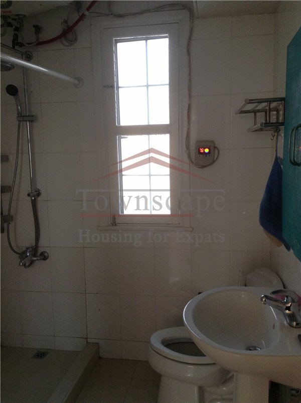  Newly renovated old house with terrace near Hengshan rd / li