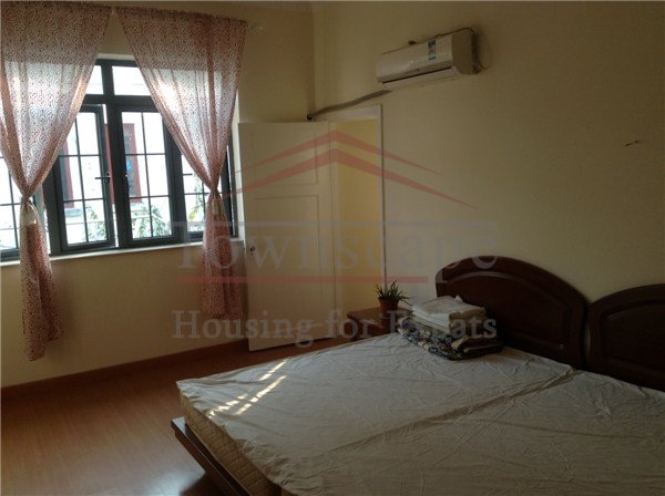  Newly renovated old house with terrace near Hengshan rd / li