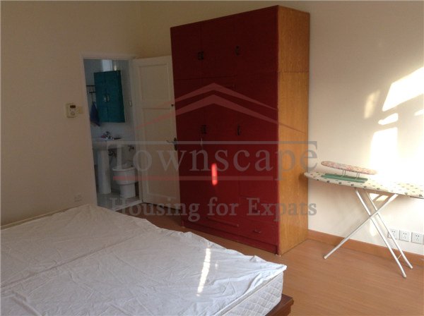  Newly renovated old house with terrace near Hengshan rd / li