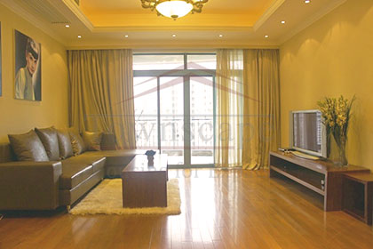 Living Room Sea of Clouds 3BR apartment with balcony
