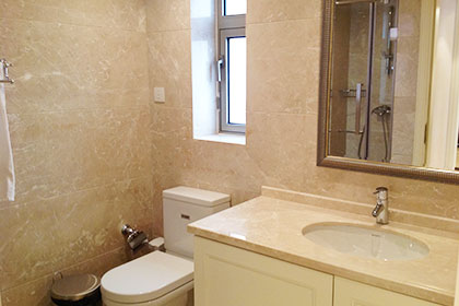 Bathroom Luxurious 3BR apt in City Apartment near L2 FFC