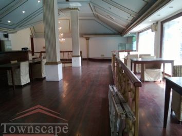  Historical garden House 380sqm high ceiling and terrace