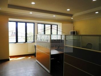  Fully furnished office 320sqm with 500sqm garden