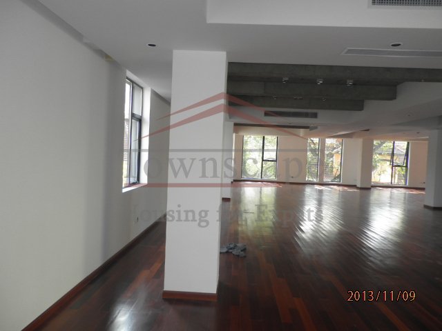  Bright office in Creative Industry Park ,Nr line 2/11