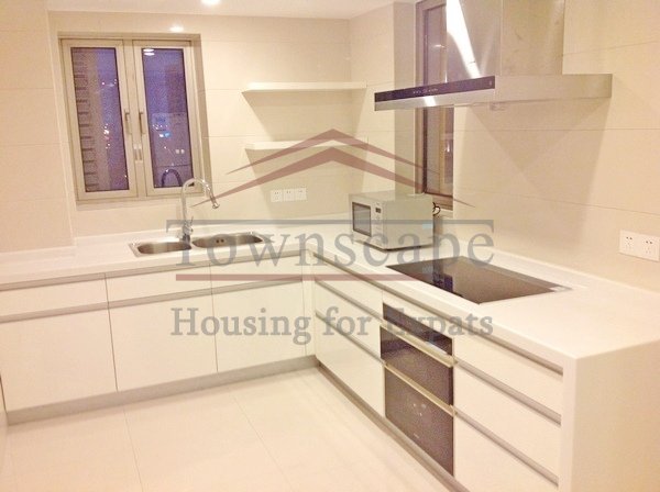 Kitchen High quality 3br apt with floorheating