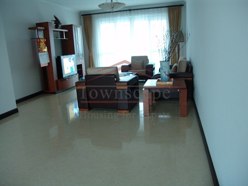  3 Br,brand new renovated,Shimao Lakeside Garden