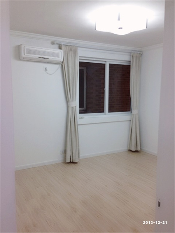  3BR renovated apartment on Heng Shan road French Concession